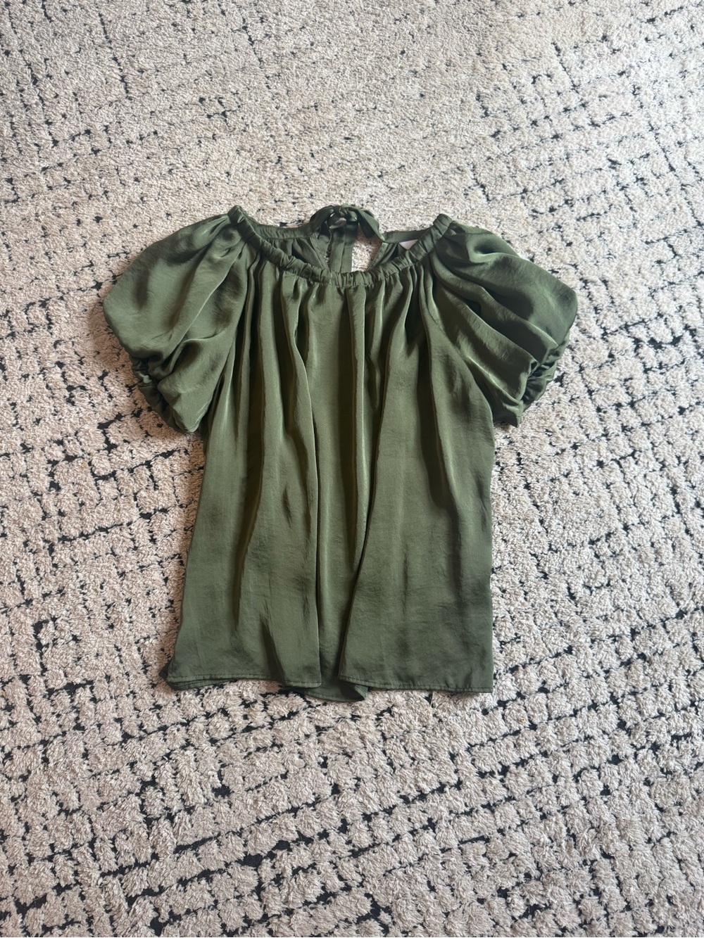 Time and Tru Olive Green Puff Sleeve Blouse